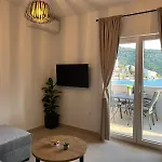 Dudo Apartament Blace