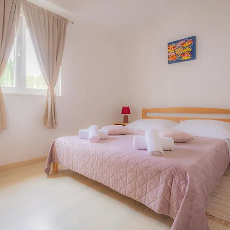 Dudo Apartment Blace